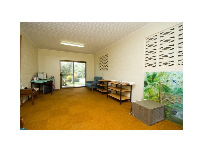 16 Barbarra Street Picnic Bay, Magnetic Island QLD 4819