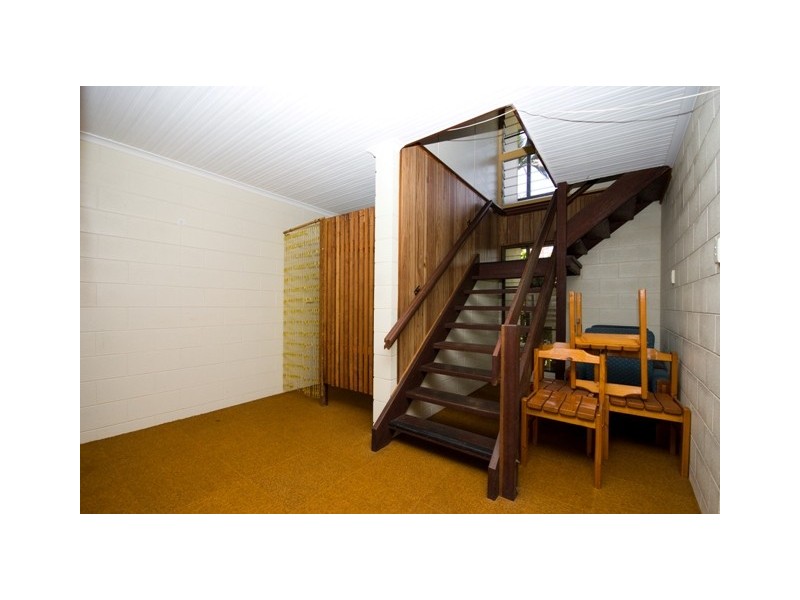 16 Barbarra Street Picnic Bay, Magnetic Island QLD 4819