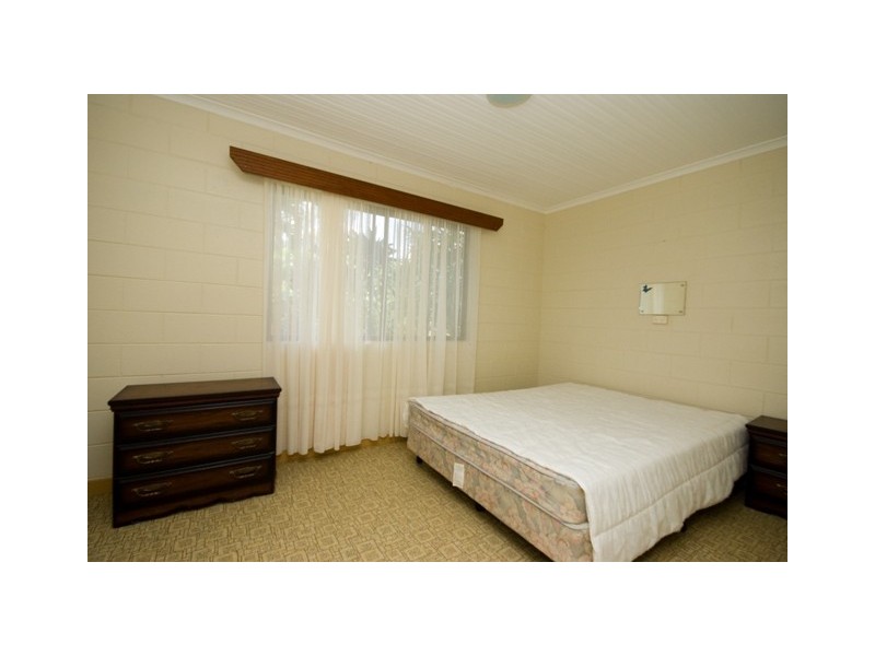 16 Barbarra Street Picnic Bay, Magnetic Island QLD 4819