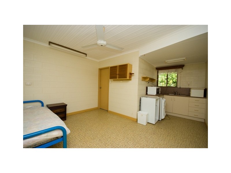 16 Barbarra Street Picnic Bay, Magnetic Island QLD 4819