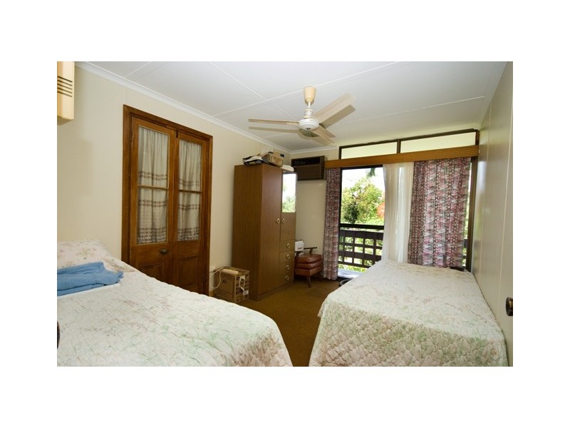 16 Barbarra Street Picnic Bay, Magnetic Island QLD 4819