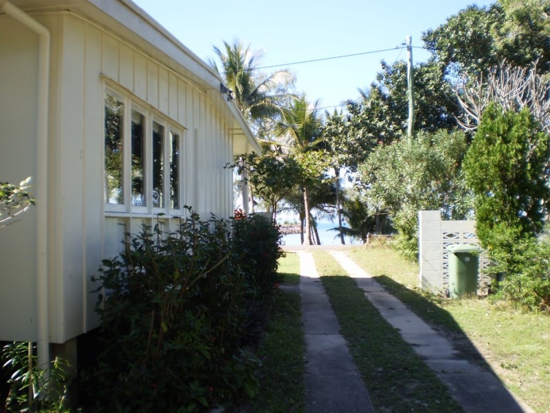 12 The Esplanade  Nelly Bay, Magnetic Island QLD 4819