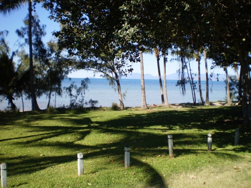 12 The Esplanade  Nelly Bay, Magnetic Island QLD 4819