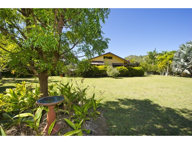 85-87 Swensen Street HORSESHOE BAY, Magnetic Island QLD 4819