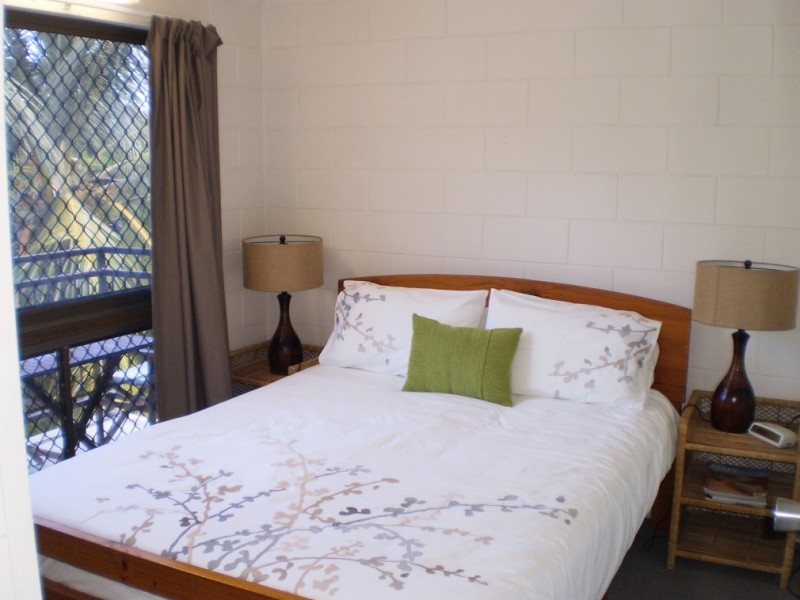 4/2 Endeavour Road ARCADIA, Magnetic Island QLD 4819