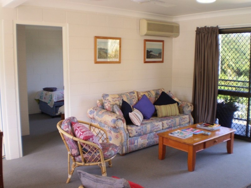 4/2 Endeavour Road ARCADIA, Magnetic Island QLD 4819