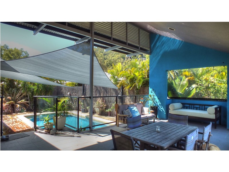10 Bayside Court, Magnetic Island QLD 4819