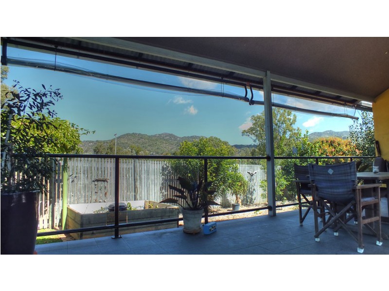 10 Bayside Court, Magnetic Island QLD 4819