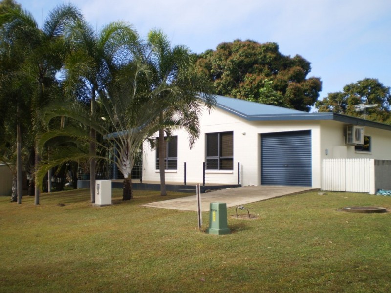 3 Serene Place  Nelly Bay, Magnetic Island QLD 4819