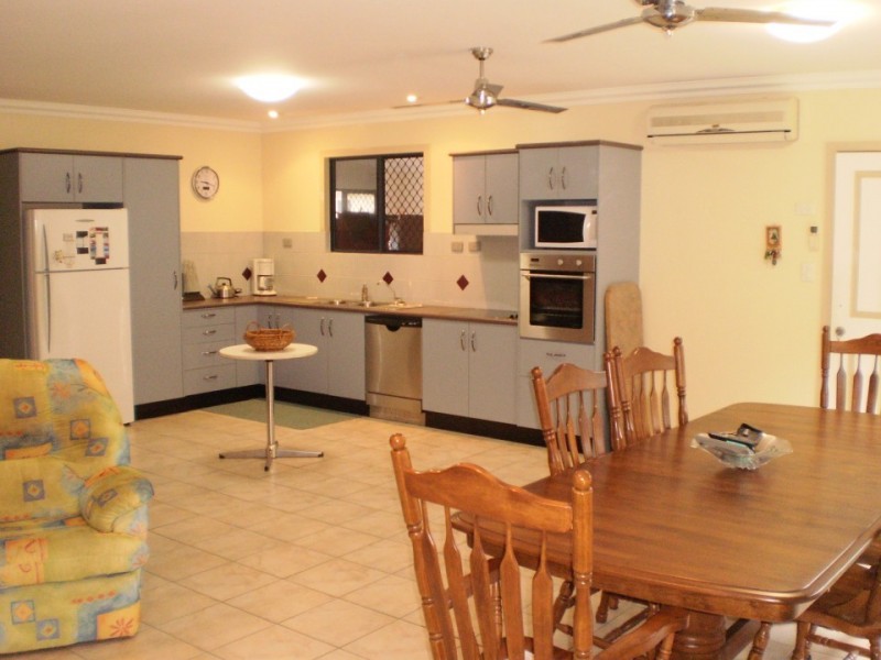 3 Serene Place  Nelly Bay, Magnetic Island QLD 4819