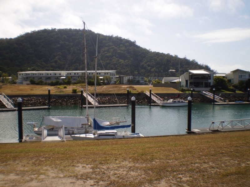 1 Terrace Place  Nelly Bay, Magnetic Island QLD 4819