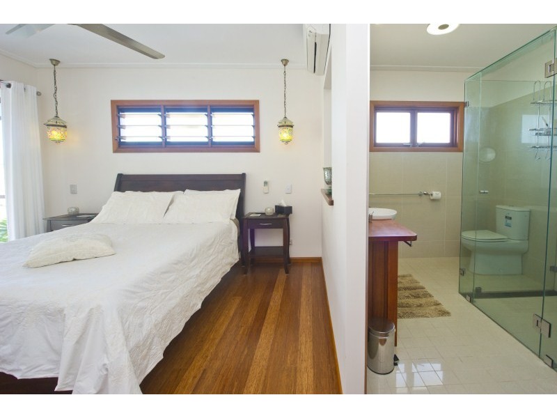 3B Terrace Place Nelly Bay, Magnetic Island QLD 4819