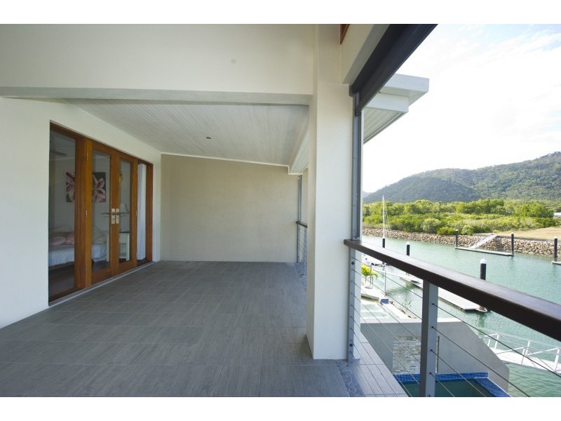3B Terrace Place Nelly Bay, Magnetic Island QLD 4819