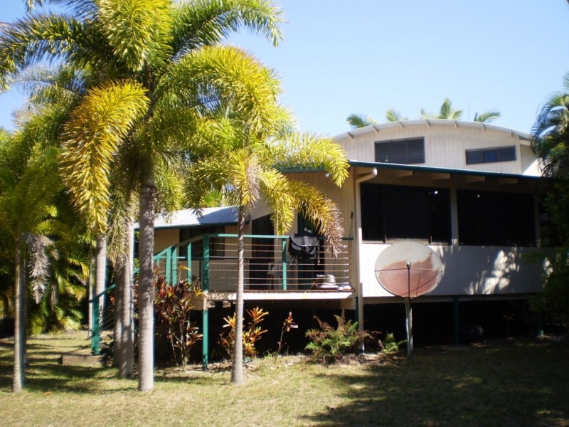 6 Wheaton Court NELLY BAY, Magnetic Island QLD 4819