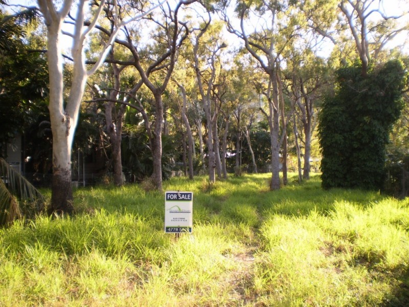 9 Lintern Place Nelly Bay, Magnetic Island QLD 4819