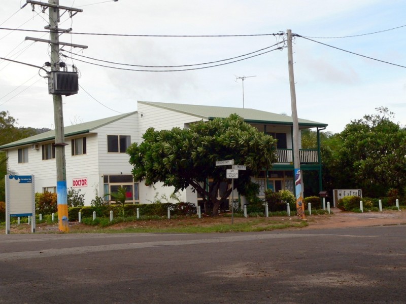 11 Pacific Drive HORSESHOE BAY, Magnetic Island QLD 4819