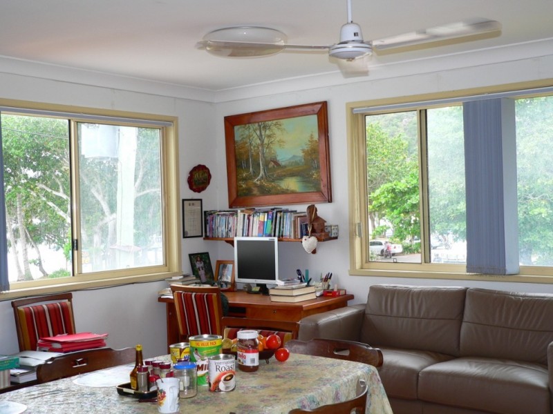 11 Pacific Drive HORSESHOE BAY, Magnetic Island QLD 4819