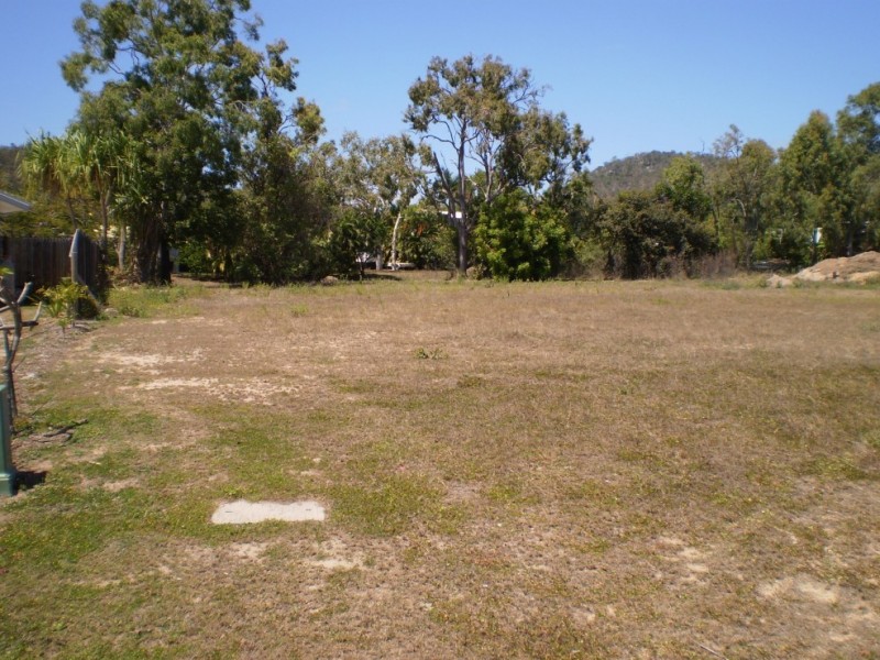 68 Pandanus Drive  HORSESHOE BAY, Magnetic Island QLD 4819