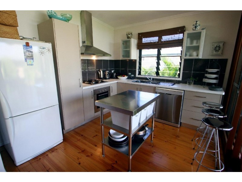 49 Sherriff Street, Hermit Park QLD 4812