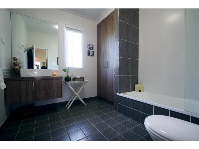 49 Sherriff Street, Hermit Park QLD 4812