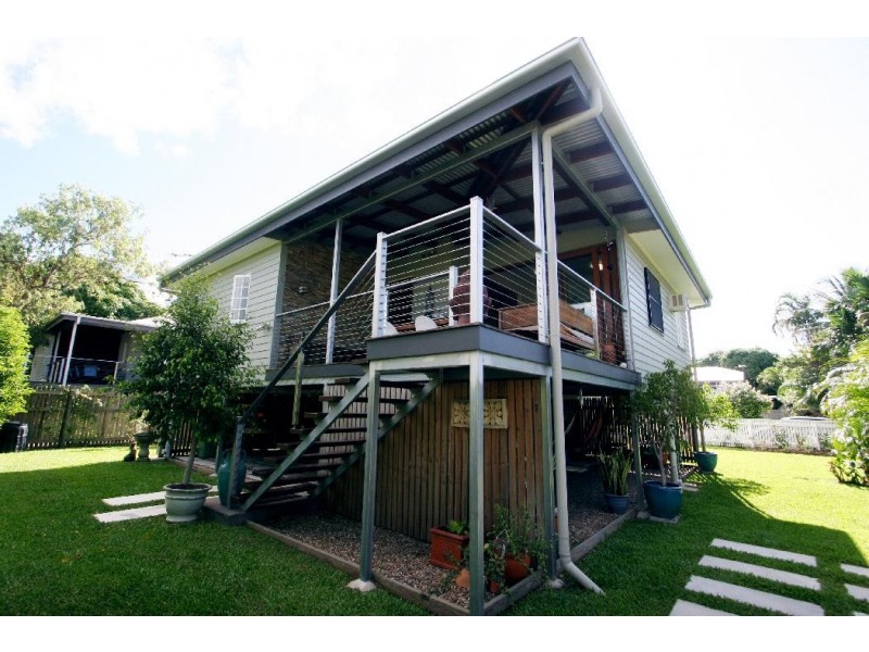 49 Sherriff Street, Hermit Park QLD 4812
