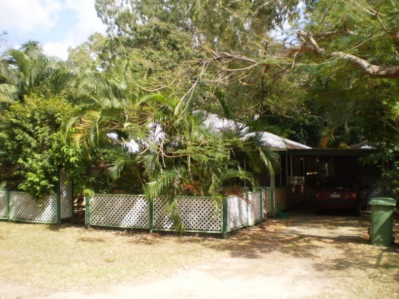 7 McCabe Street ARCADIA, Magnetic Island QLD 4819