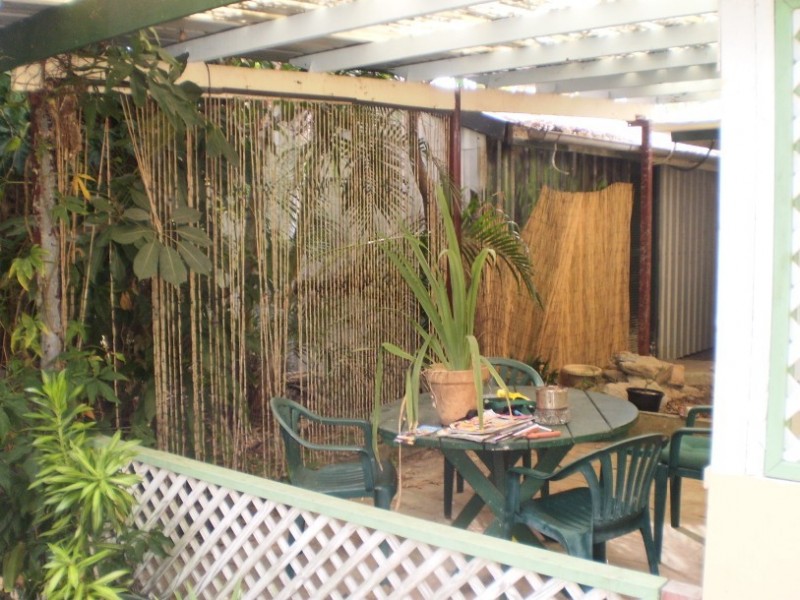 7 McCabe Street ARCADIA, Magnetic Island QLD 4819