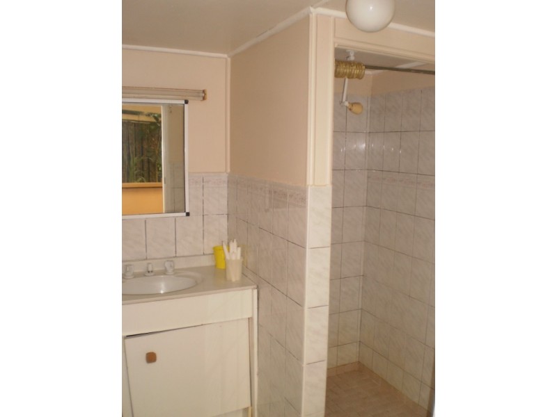 7 McCabe Street ARCADIA, Magnetic Island QLD 4819