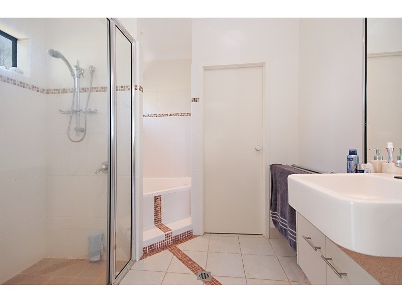 9 Springbrook Parade, Idalia QLD 4811