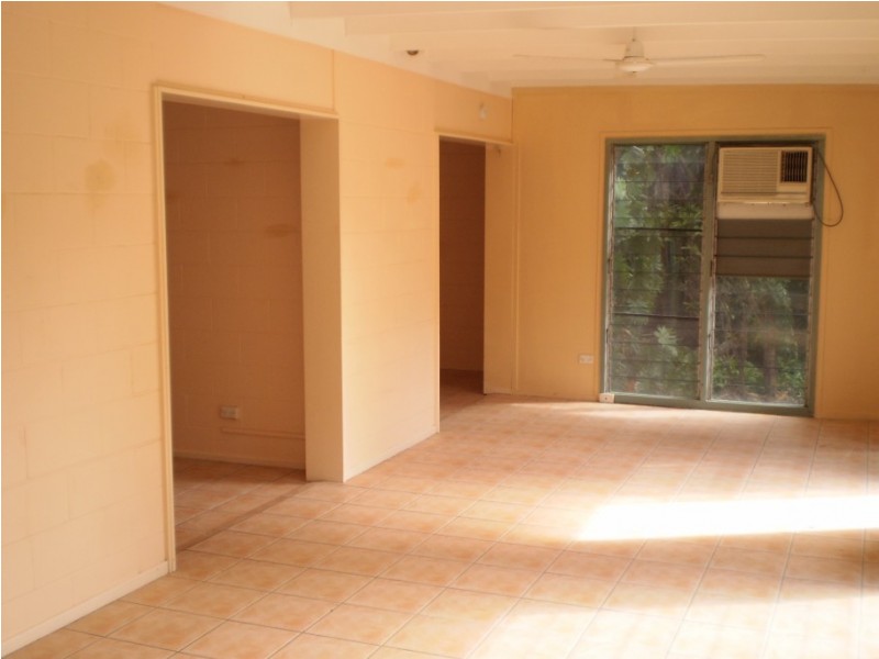 2/5 Widdowson Court P.Bay, Magnetic Island QLD 4819