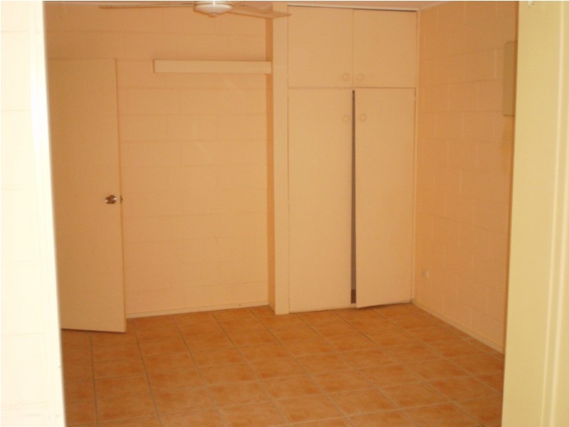 2/5 Widdowson Court P.Bay, Magnetic Island QLD 4819