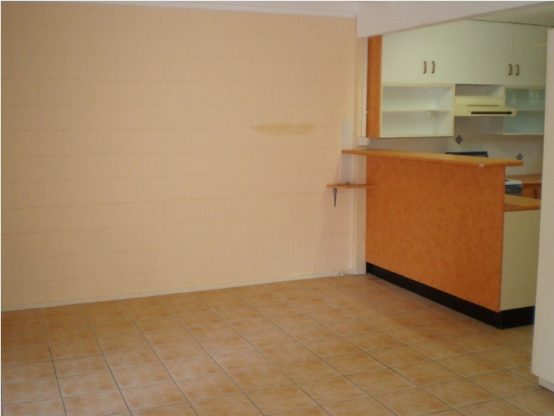 2/5 Widdowson Court P.Bay, Magnetic Island QLD 4819