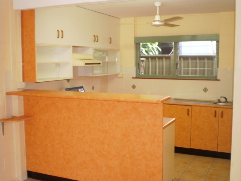 2/5 Widdowson Court P.Bay, Magnetic Island QLD 4819