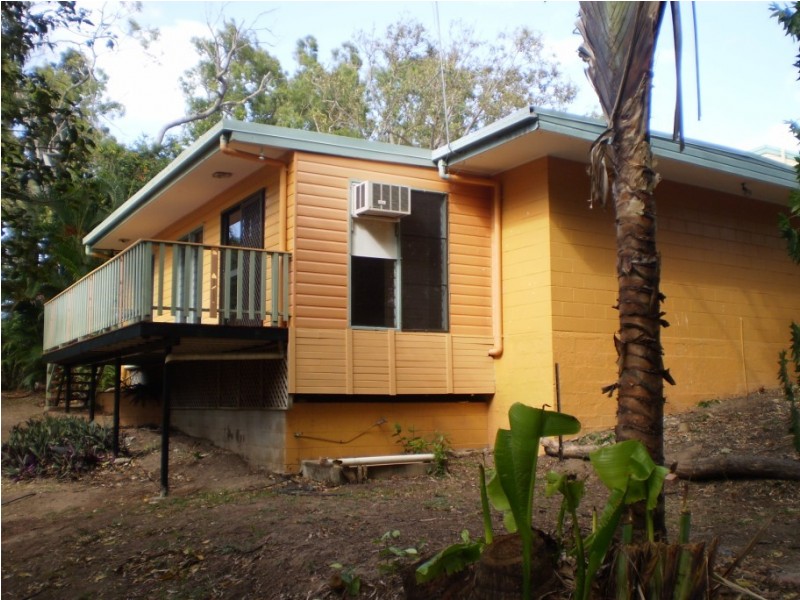 2/5 Widdowson Court P.Bay, Magnetic Island QLD 4819