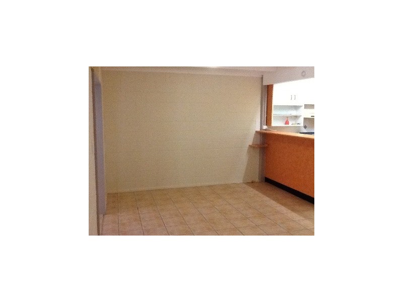 2/5 Widdowson Court P.Bay, Magnetic Island QLD 4819