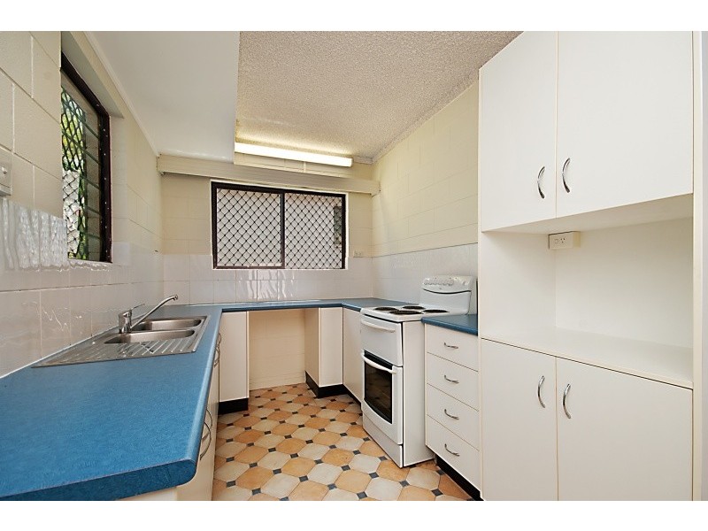 12/381 Stanley Street, North Ward QLD 4810