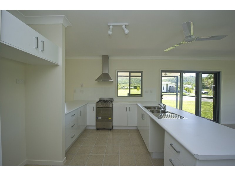 26 Sandals Boulevard HORSESHOE BAY, Magnetic Island QLD 4819