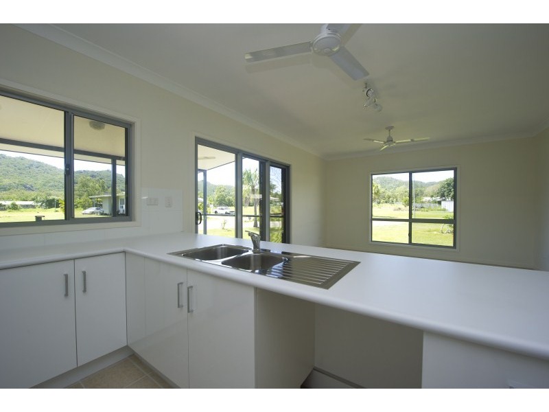 26 Sandals Boulevard HORSESHOE BAY, Magnetic Island QLD 4819