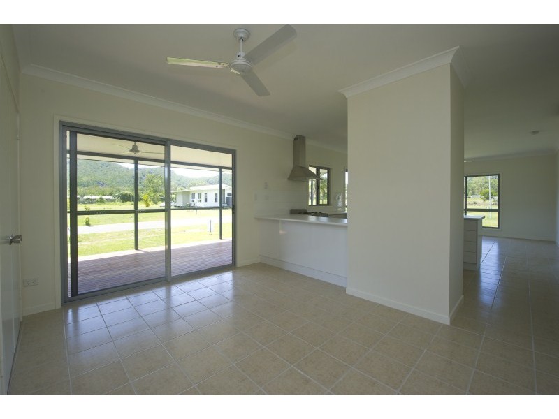 26 Sandals Boulevard HORSESHOE BAY, Magnetic Island QLD 4819
