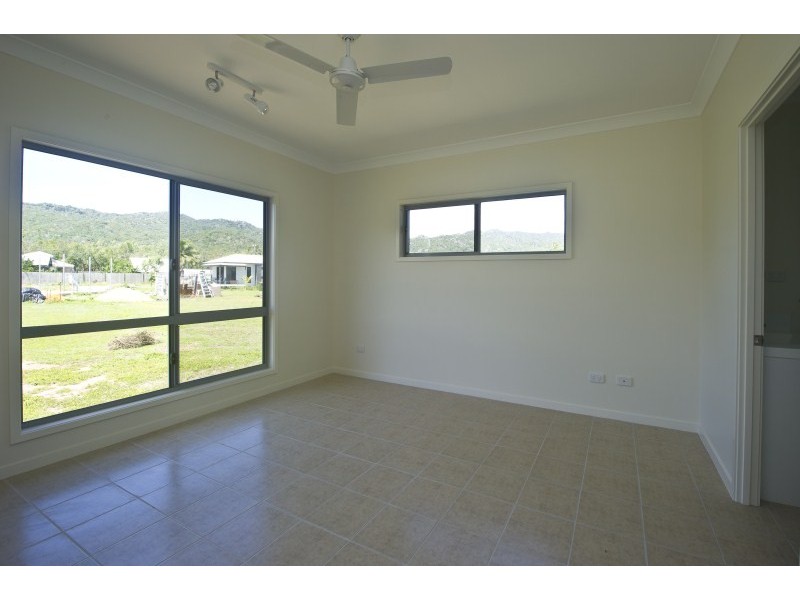 26 Sandals Boulevard HORSESHOE BAY, Magnetic Island QLD 4819