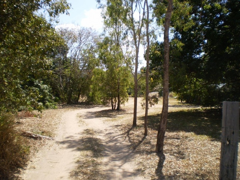 23-31 Horseshoe Bay Road, Horseshoe Bay, Magnetic Island QLD 4819