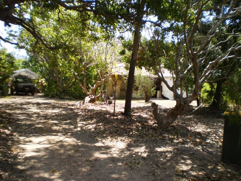 23-31 Horseshoe Bay Road, Horseshoe Bay, Magnetic Island QLD 4819