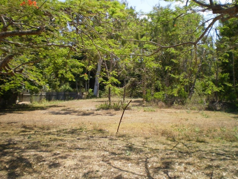 35 Horseshoe Bay Road Horseshoe Bay, Magnetic Island QLD 4819