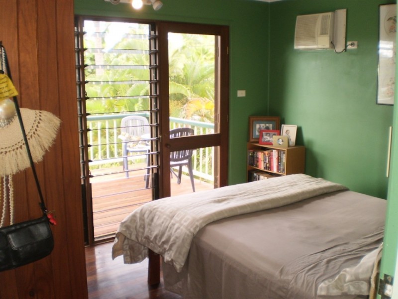 33 Compass Crescent Nelly Bay, Magnetic Island QLD 4819