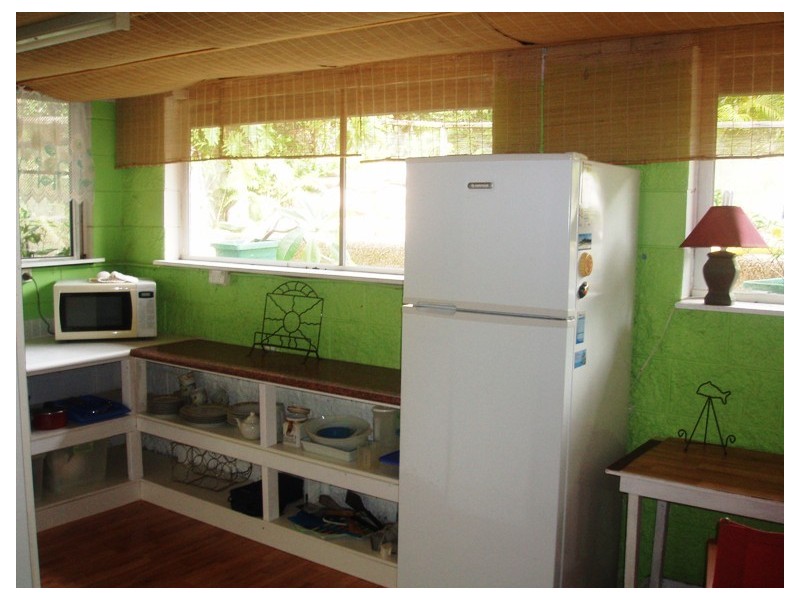 33 Compass Crescent Nelly Bay, Magnetic Island QLD 4819