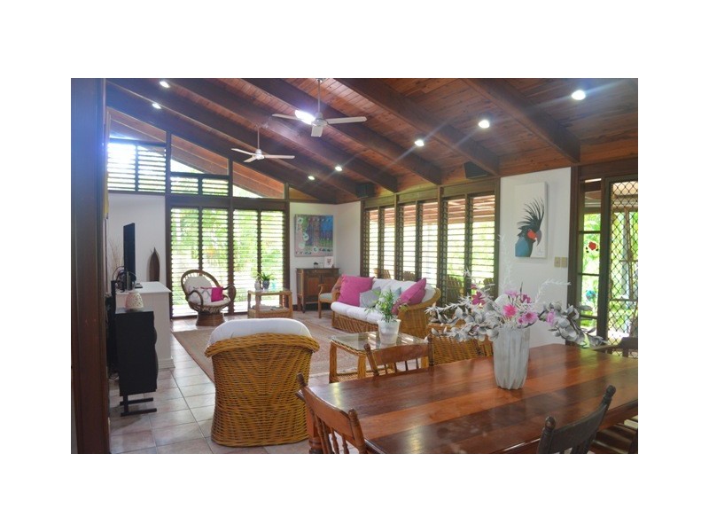 6 Coleton Court, Nelly Bay QLD 4819