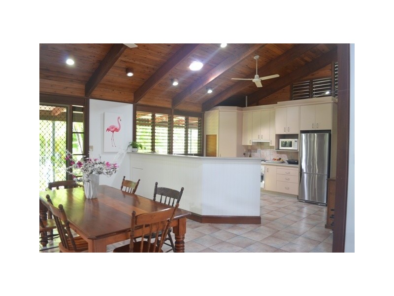 6 Coleton Court, Nelly Bay QLD 4819