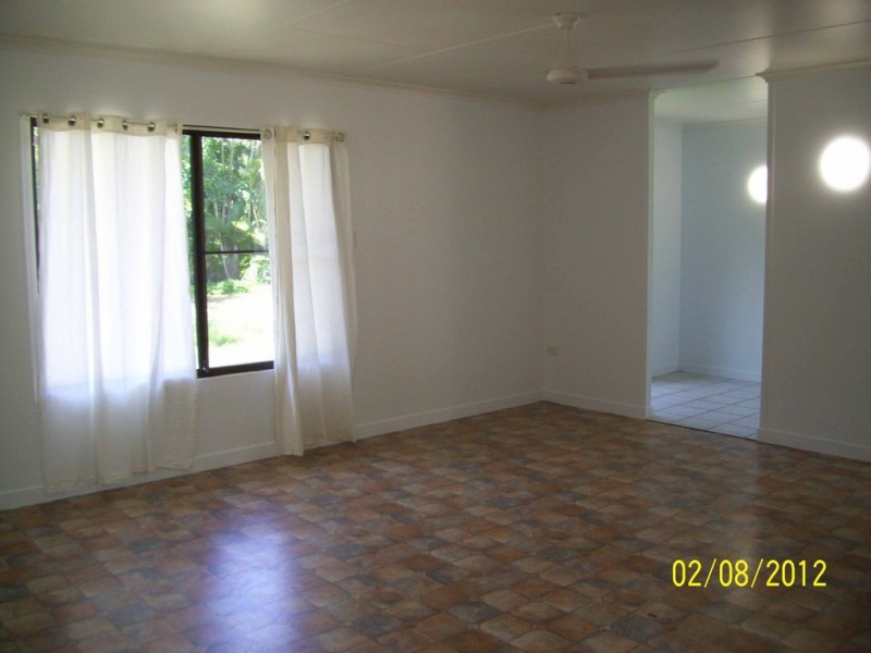4 Bowerman Court NELLY BAY, Magnetic Island QLD 4819