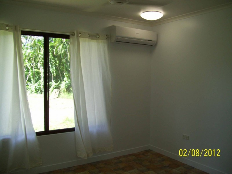 4 Bowerman Court NELLY BAY, Magnetic Island QLD 4819