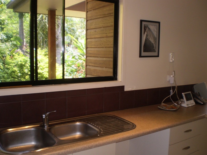 2/24 Mango Parkway Nelly Bay, Magnetic Island QLD 4819